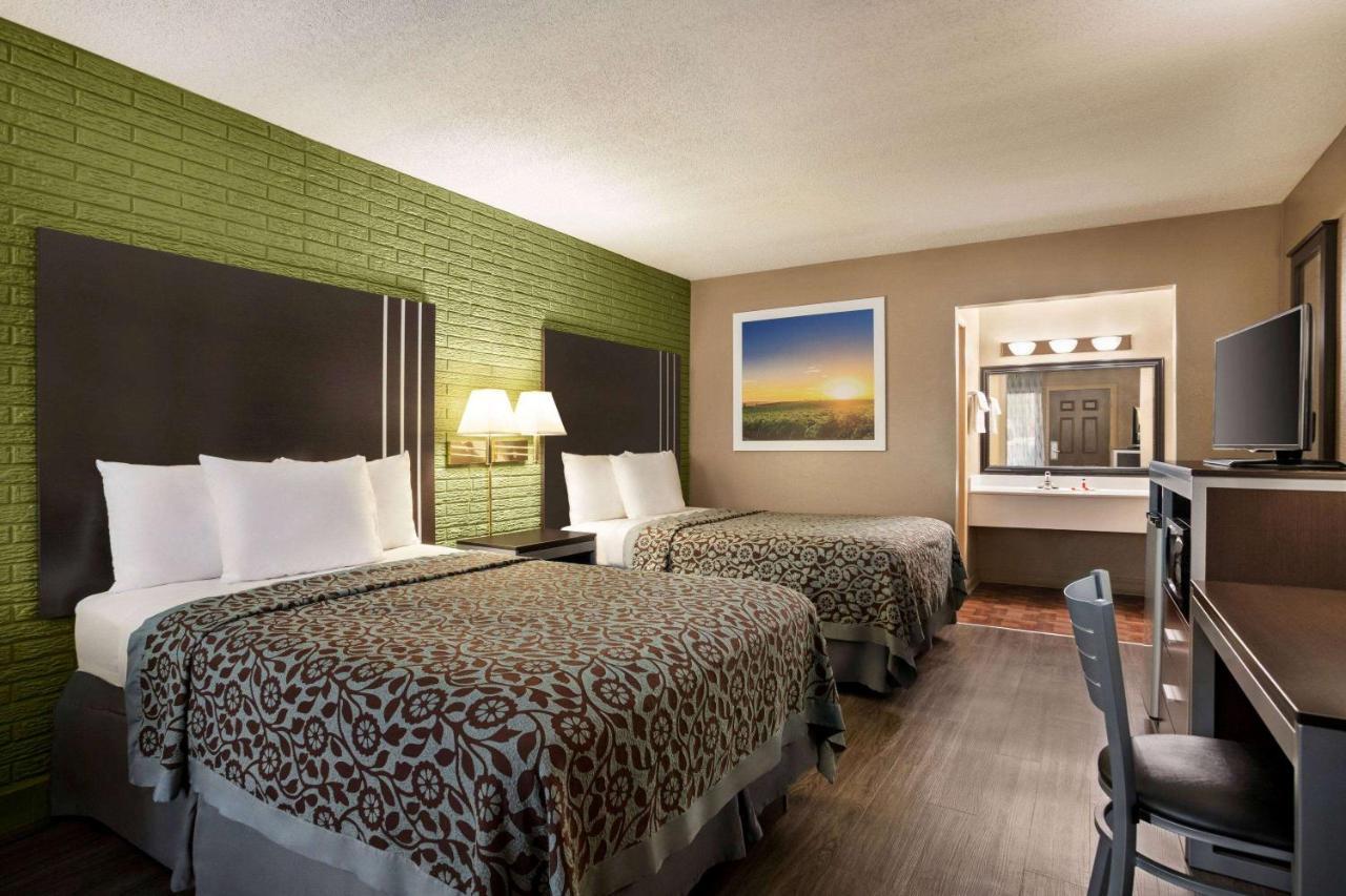 Days Inn By Wyndham Hardeeville/ I-95 State Line Экстерьер фото