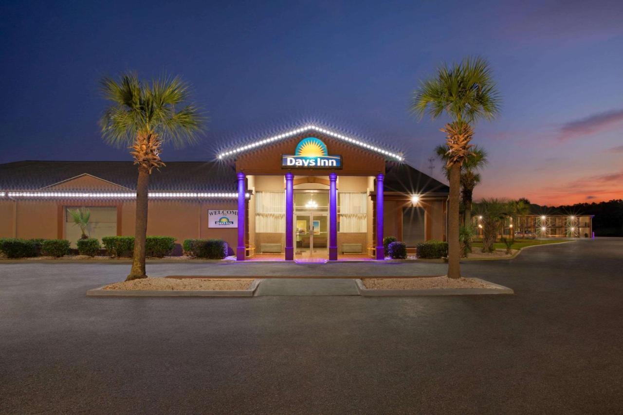 Days Inn By Wyndham Hardeeville/ I-95 State Line Экстерьер фото